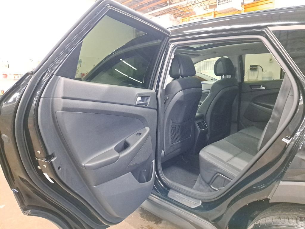 Used 2017 Hyundai Tucson Night image 12