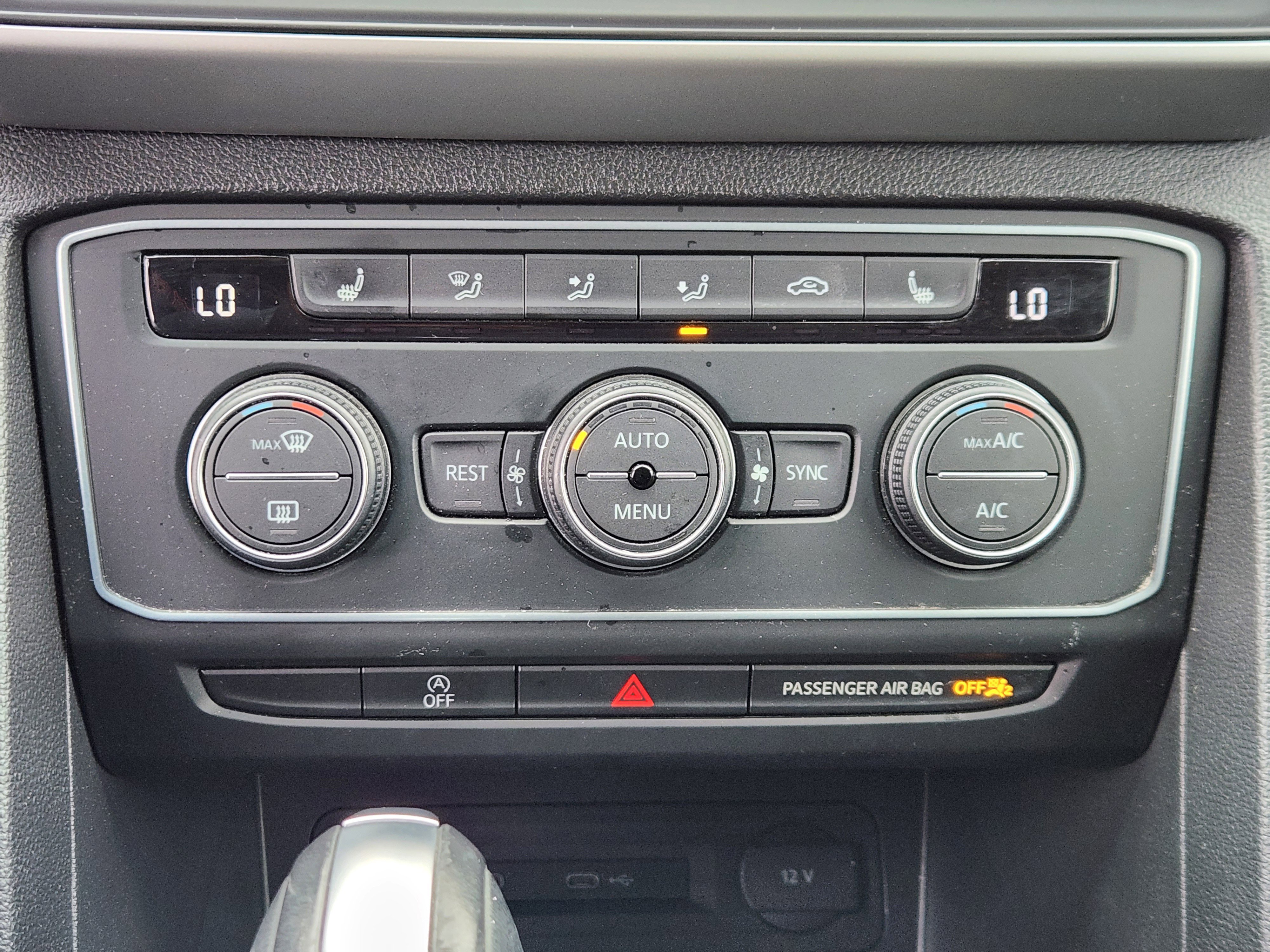 Certified 2021 Volkswagen Atlas SE image 22