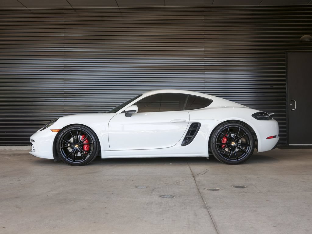 Certified 2025 Porsche 718 Cayman S RWD image 2
