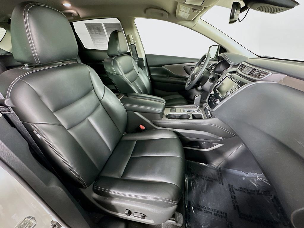 Certified 2024 Nissan Murano SV w/ SV Midnight Edition Package image 37