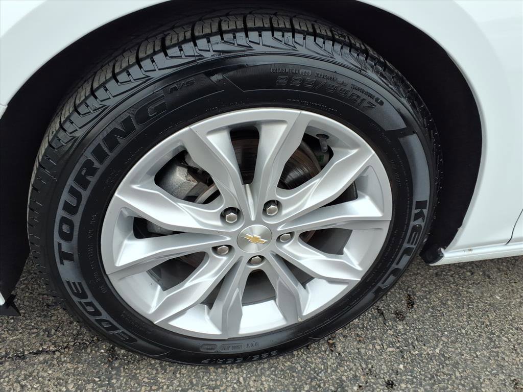 Used 2023 Chevrolet Malibu LT image 8