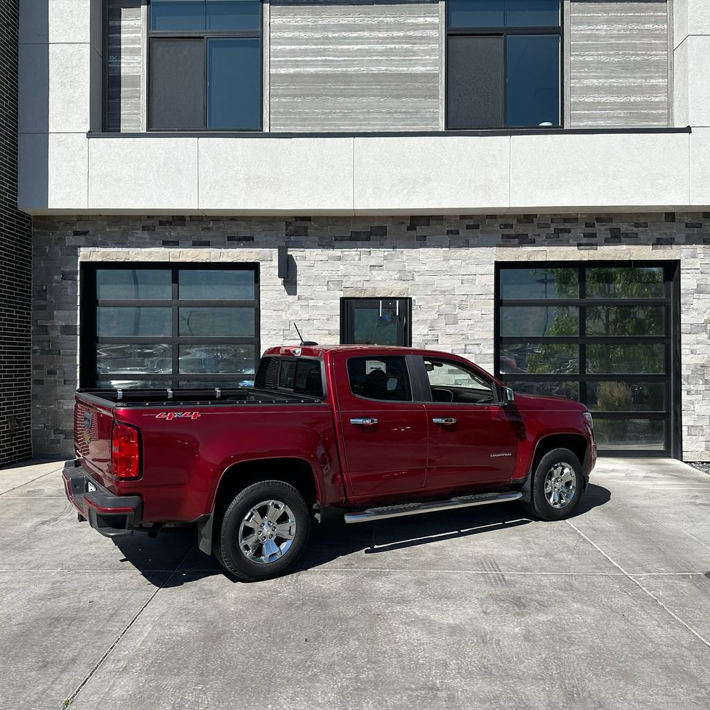 Used 2019 Chevrolet Colorado LT w/ LT Convenience Package AWD/4WD image 3