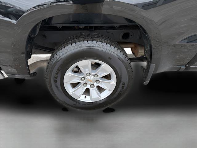 Used 2025 Chevrolet Silverado 1500 LT AWD/4WD image 25