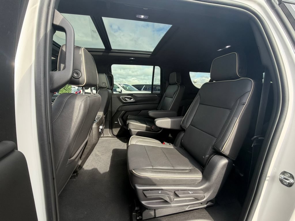 Certified 2023 GMC Yukon XL SLT AWD/4WD image 31