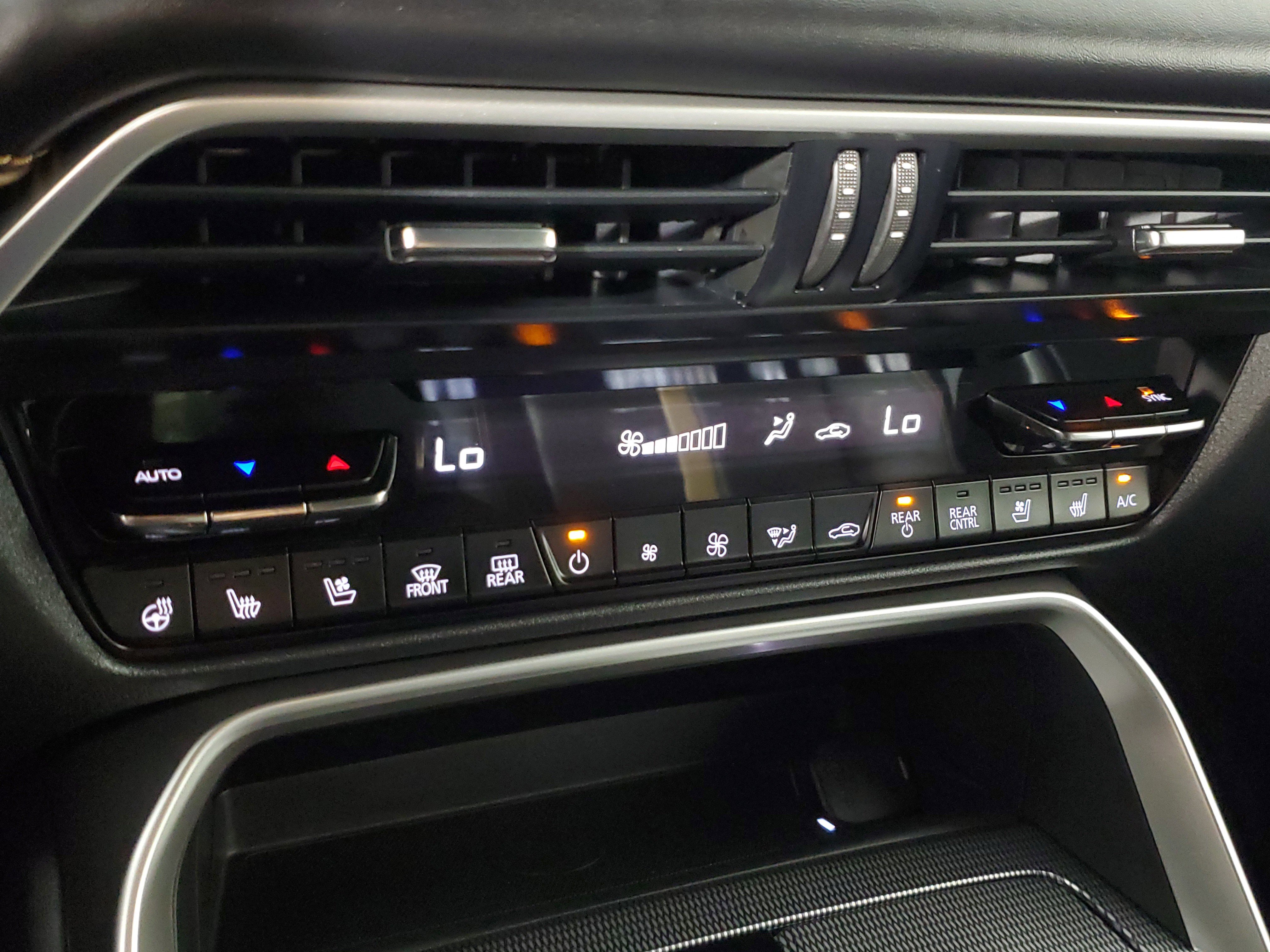 New 2025 MAZDA CX-70 Plug-In Hybrid w/ Premium Plus image 23