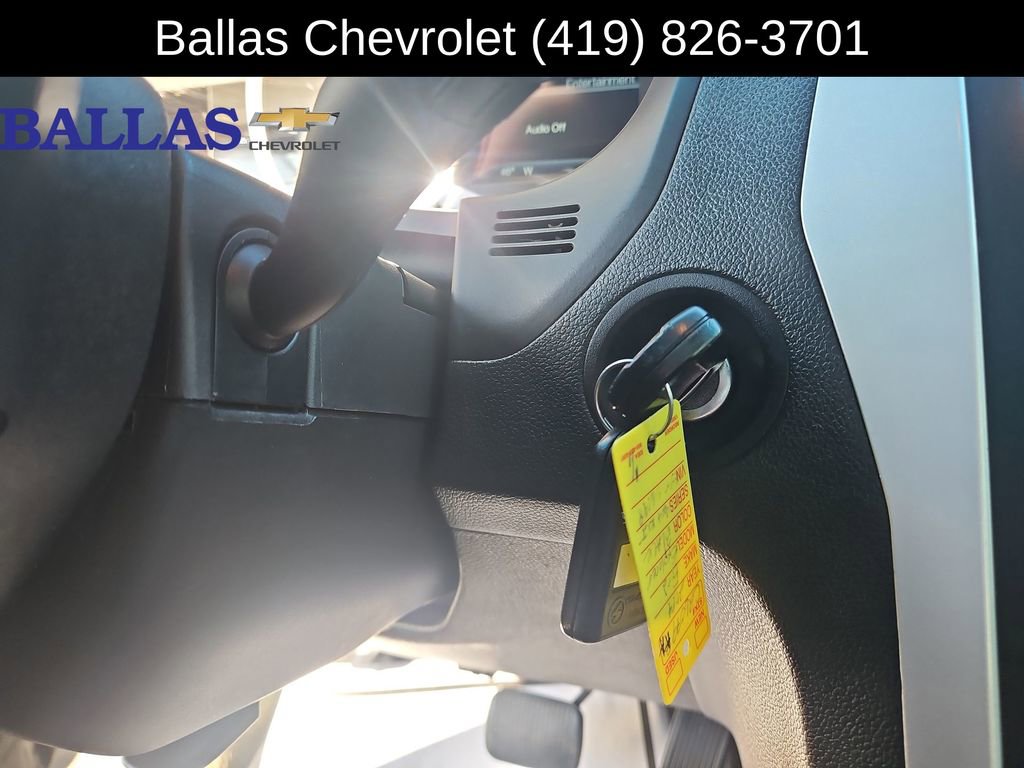 Used 2014 Ford Explorer XLT w/ Equipment Group 202A AWD/4WD image 17