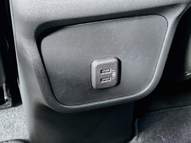 Used 2023 GMC Terrain SLE w/ Driver Convenience Package AWD/4WD image 32