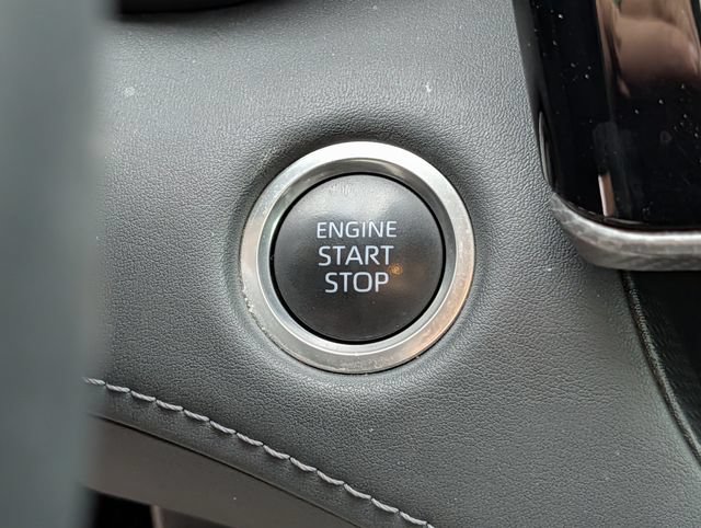 Used 2024 Toyota Highlander Platinum FWD image 20