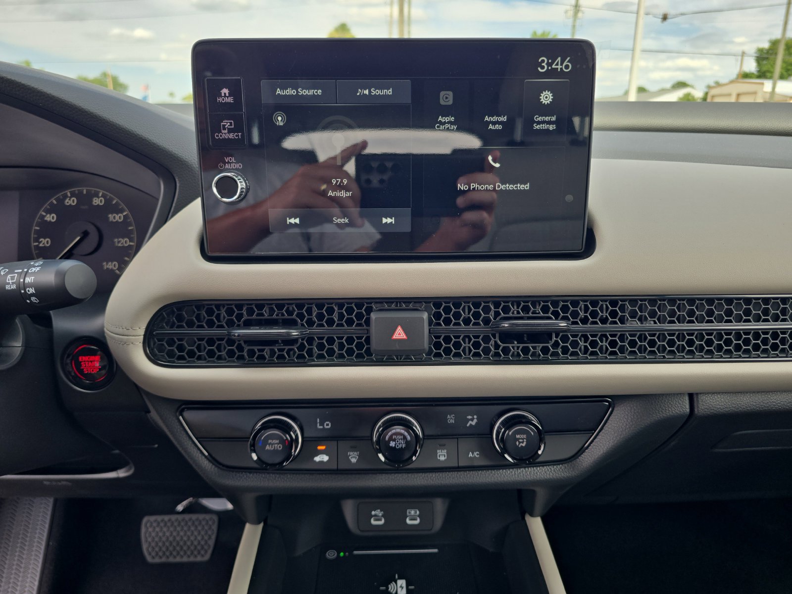 New 2027 Honda HR-V LX image 17