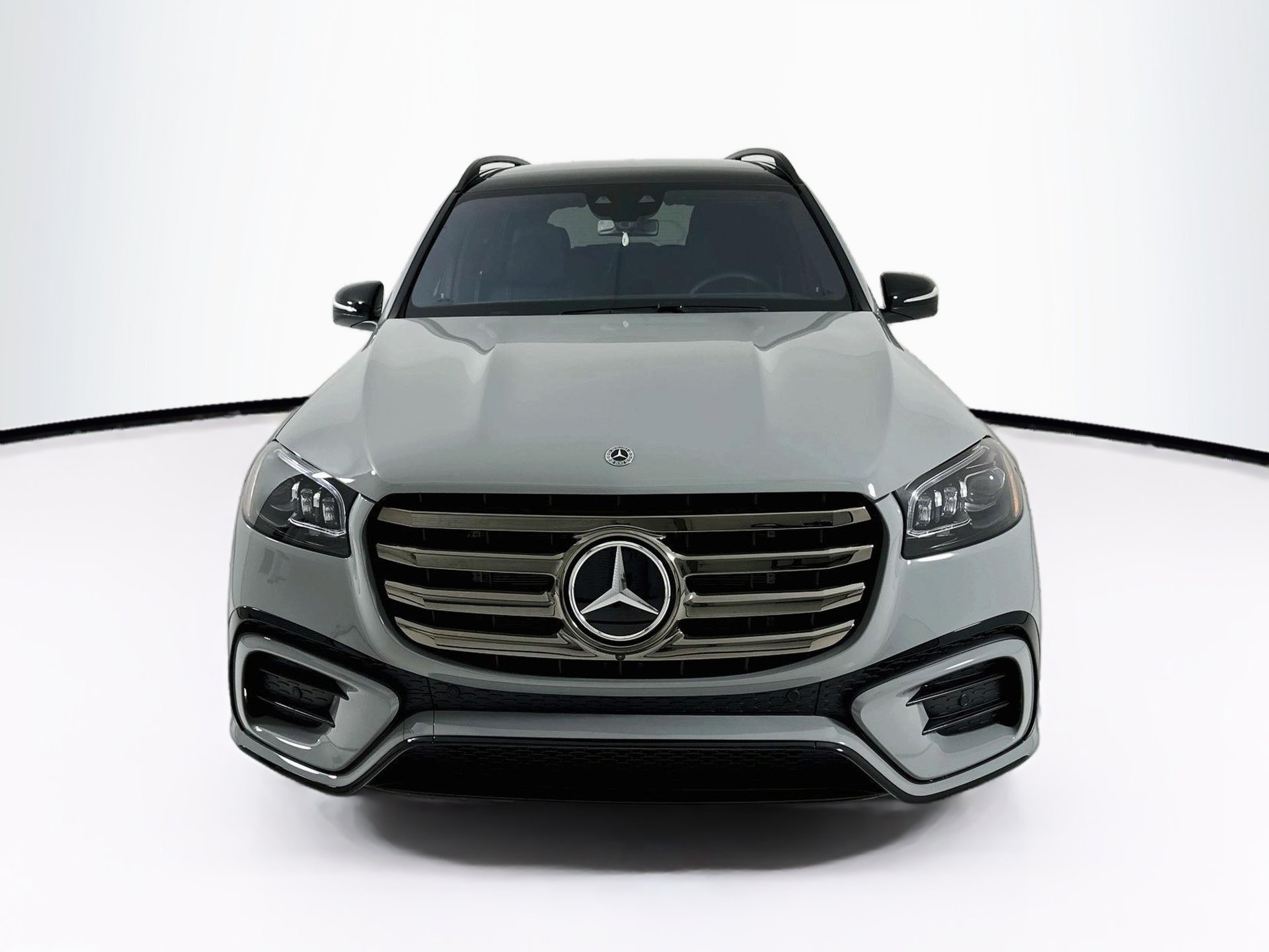 New 2026 Mercedes-Benz GLS 580 4MATIC image 2