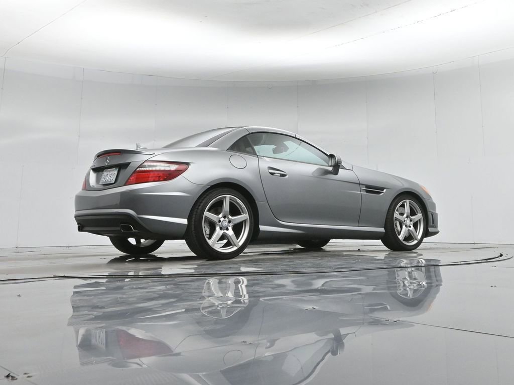 Used 2015 Mercedes-Benz SLK 250 image 43
