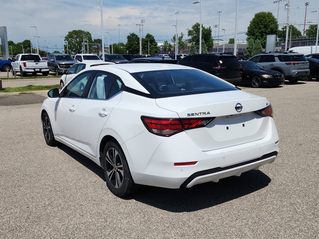 Used 2022 Nissan Sentra SV FWD image 5