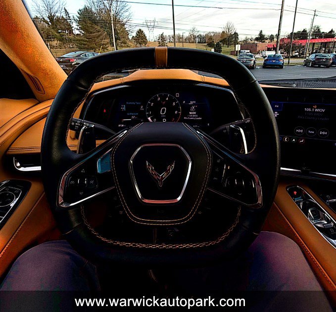 Used 2020 Chevrolet Corvette STINGRAY 3LT w/ 3LT Preferred Equipment Group image 13