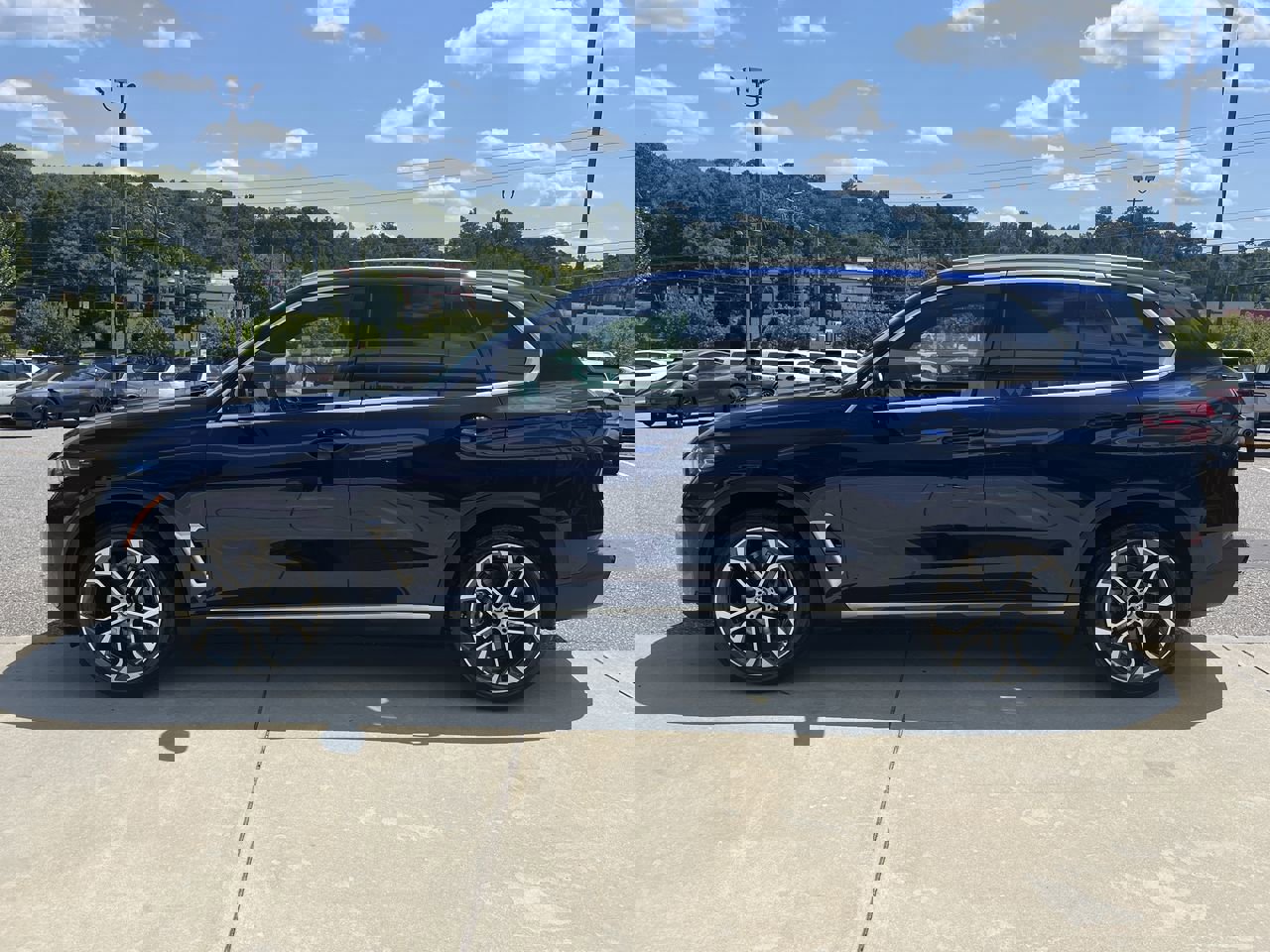 New 2026 BMW X5 sDrive40i image 5