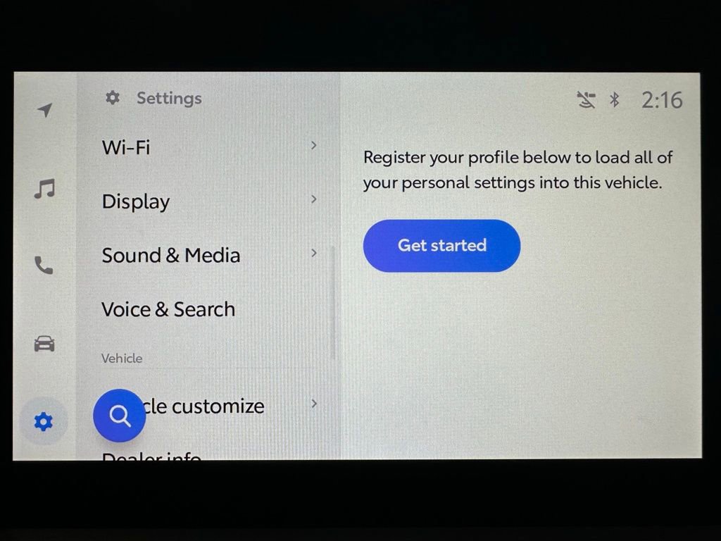 Used 2025 Toyota Prius XLE image 37