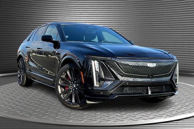 New 2026 Cadillac Lyriq V w/ LPO, Floor Liner Package AWD/4WD image 2