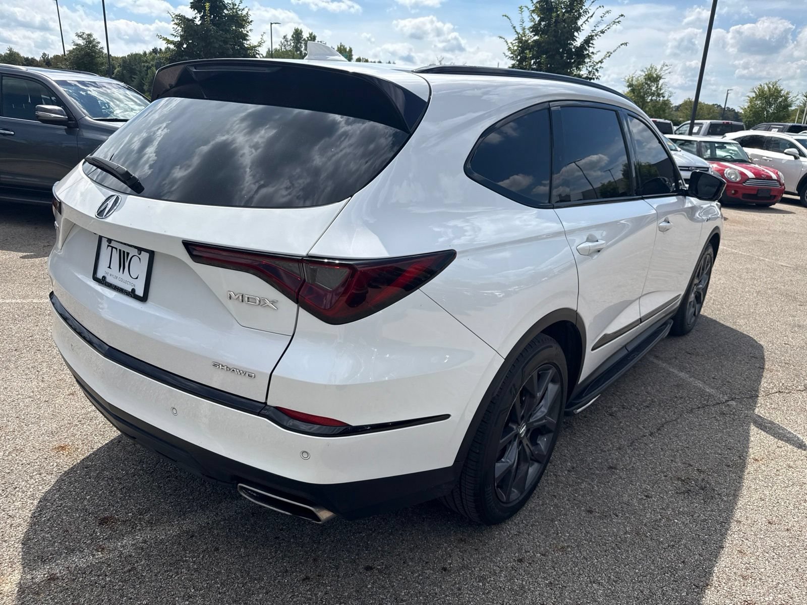 Used 2024 Acura MDX A-Spec AWD/4WD image 5
