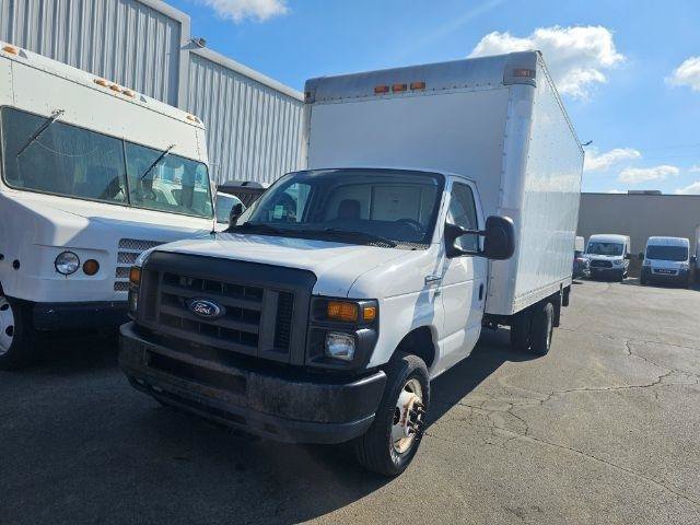 Used 2016 Ford E-350 and Econoline 350 Super Duty w/ Power Windows & Locks Group RWD image 1