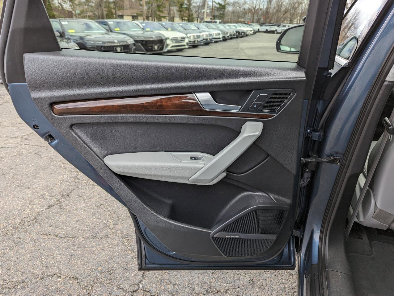 Used 2018 Audi Q5 2.0T Premium Plus w/ Premium Plus Package image 40