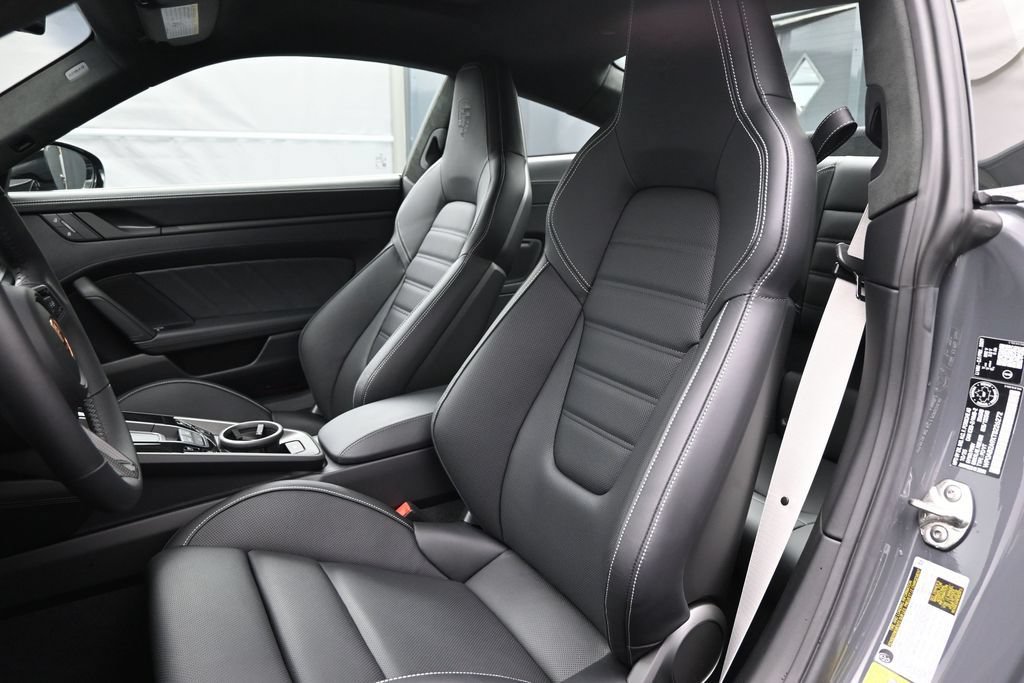 Certified 2026 Porsche 911 Carrera 4 GTS AWD/4WD image 5