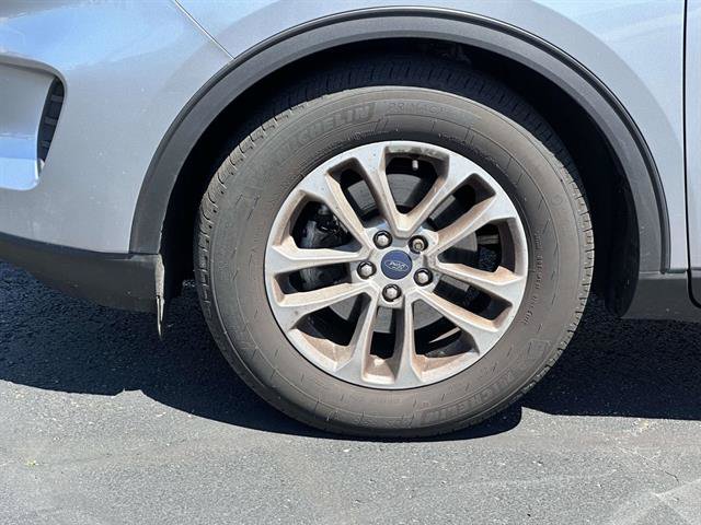 Used 2022 Ford Escape SE w/ Convenience Package FWD image 8