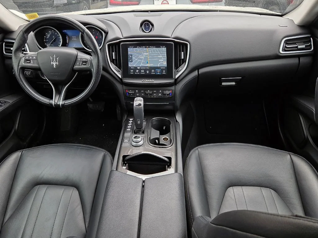 Used 2020 Maserati Ghibli RWD image 11