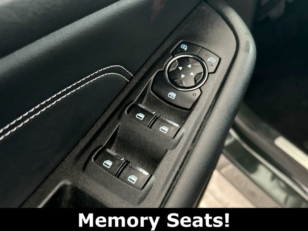 Used 2024 Ford Edge Titanium image 12