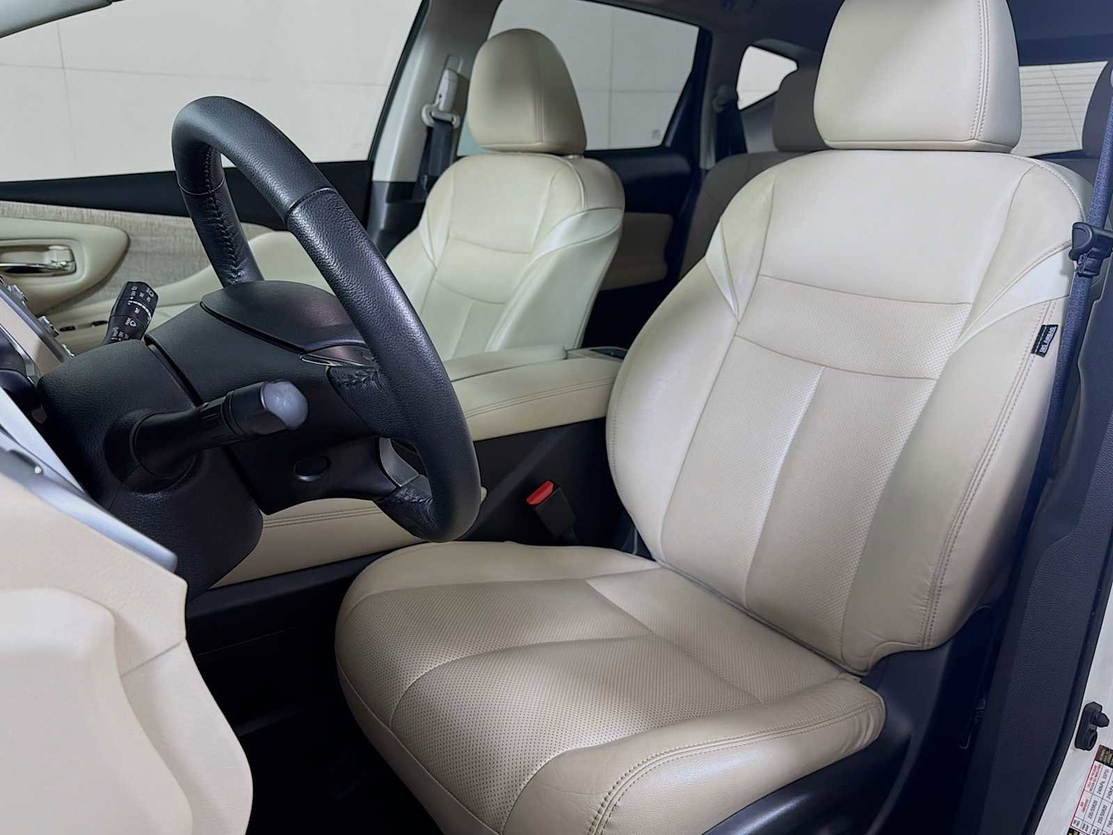 Used 2020 Nissan Murano SL w/ Moonroof Package image 17