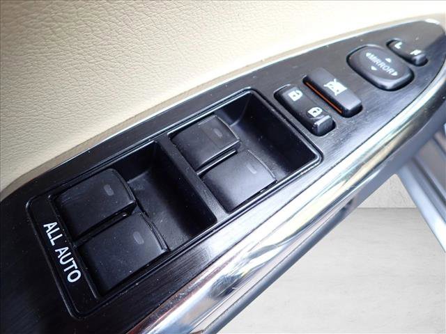 Used 2015 Toyota Avalon XLE Touring FWD image 11