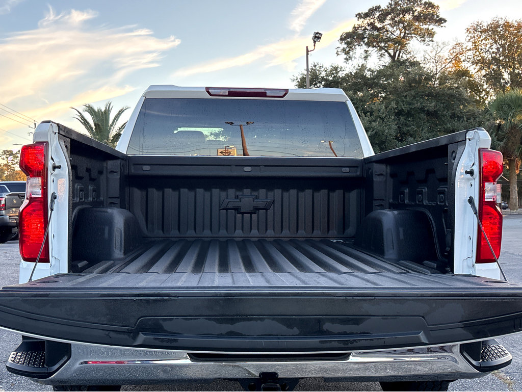 Used 2022 Chevrolet Silverado 1500 LT w/ Protection Package image 26