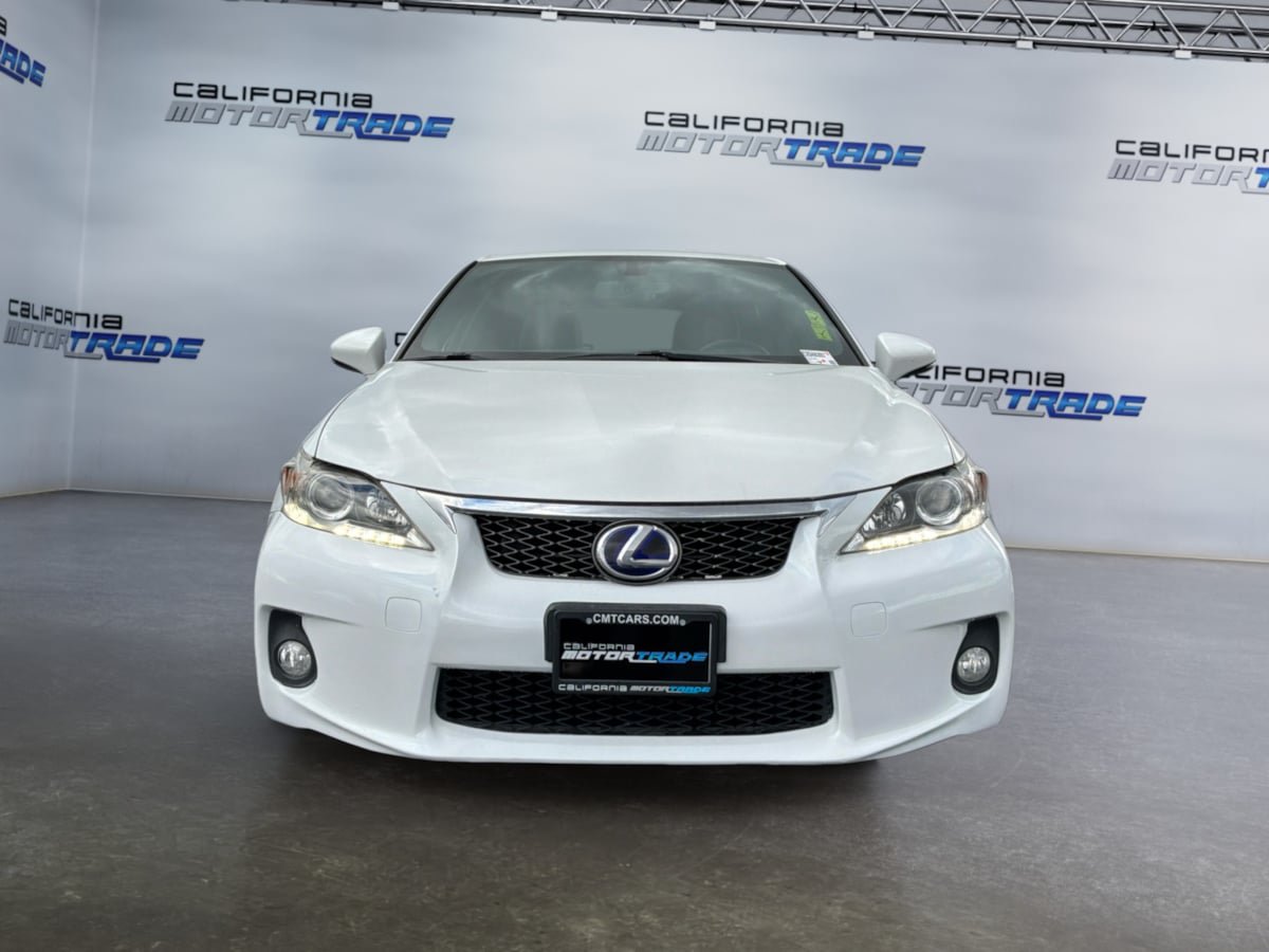 Used 2012 Lexus CT 200h Premium w/ Premium Audio Pkg (F Sport) FWD image 2