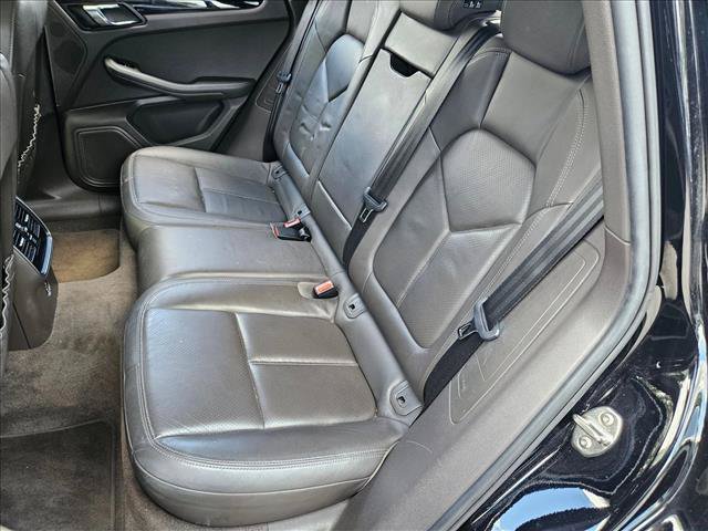 Used 2017 Porsche Macan AWD/4WD image 18