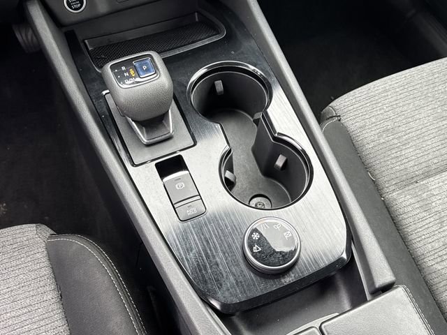 Used 2022 Nissan Rogue SV image 18