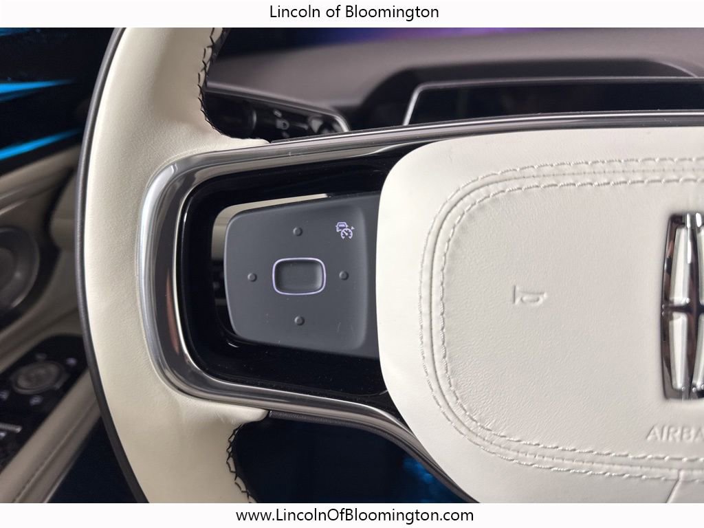 New 2026 Lincoln Nautilus Black Label w/ Jet Appearance Package image 32