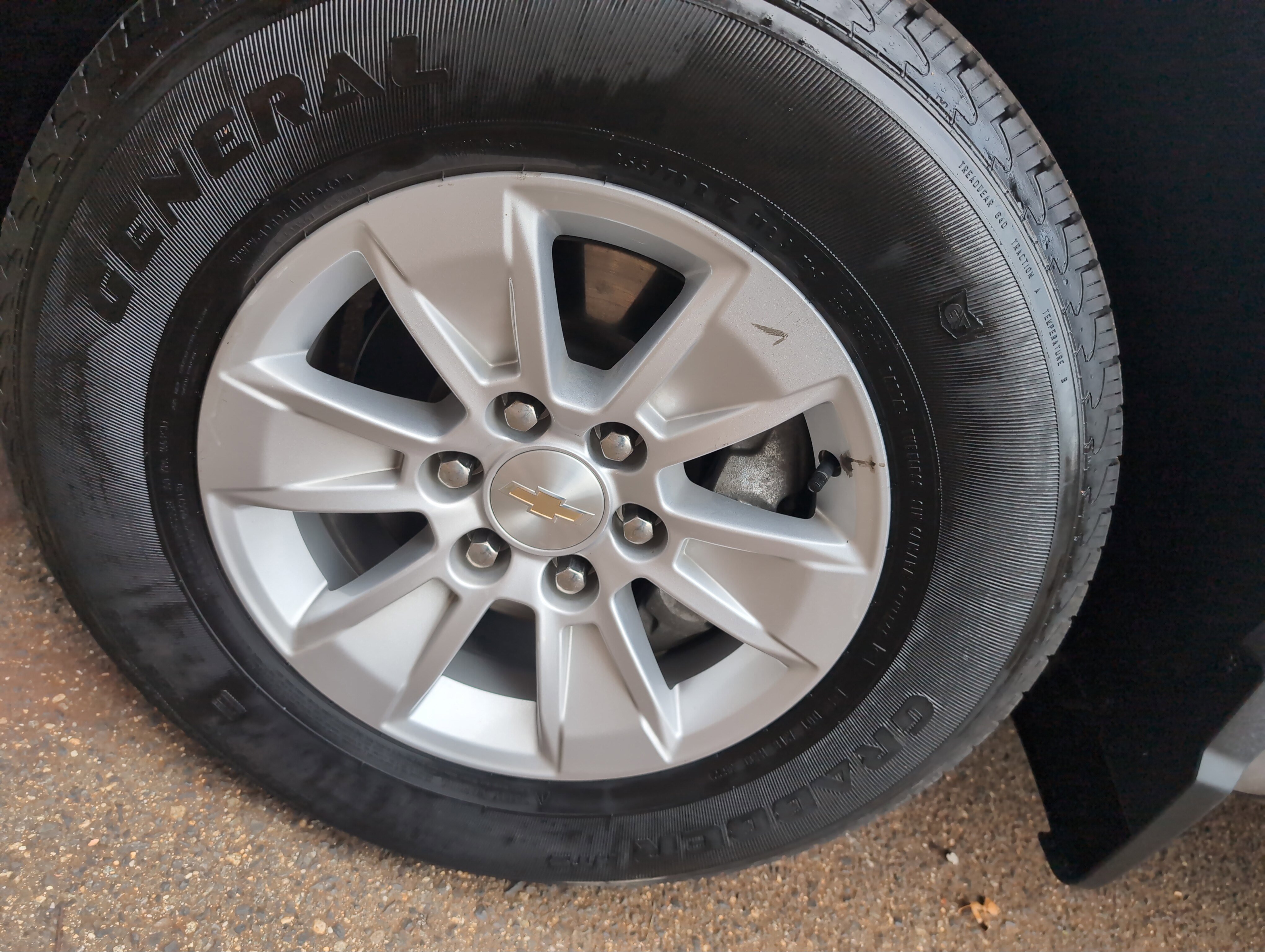 Used 2023 Chevrolet Silverado 1500 LT image 12