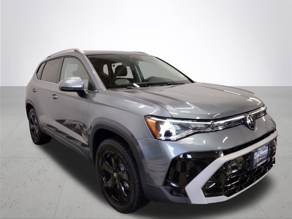 New 2025 Volkswagen Taos SEL image 4