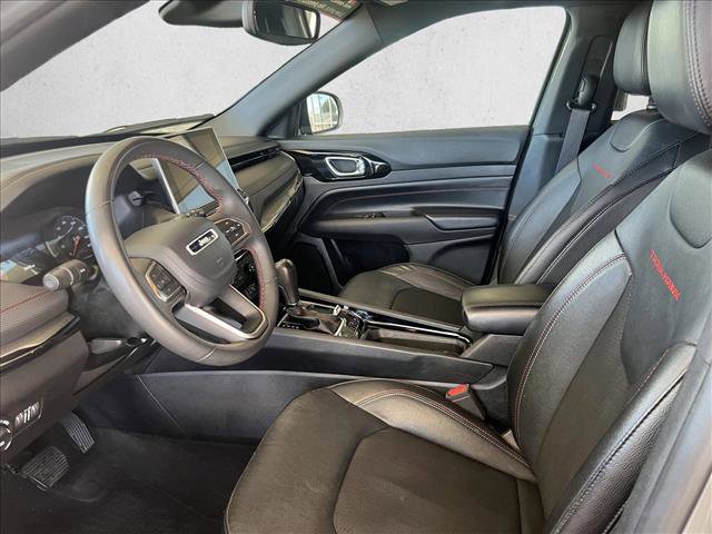 Used 2024 Jeep Compass Trailhawk image 9