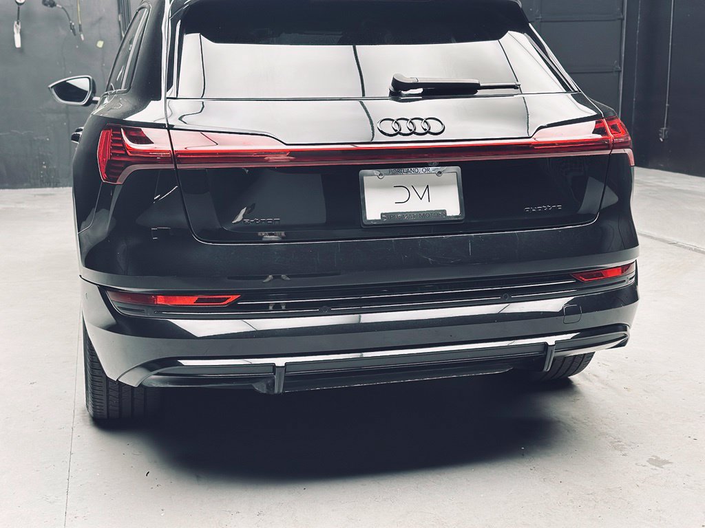 Used 2022 Audi e-tron Chronos AWD/4WD image 16