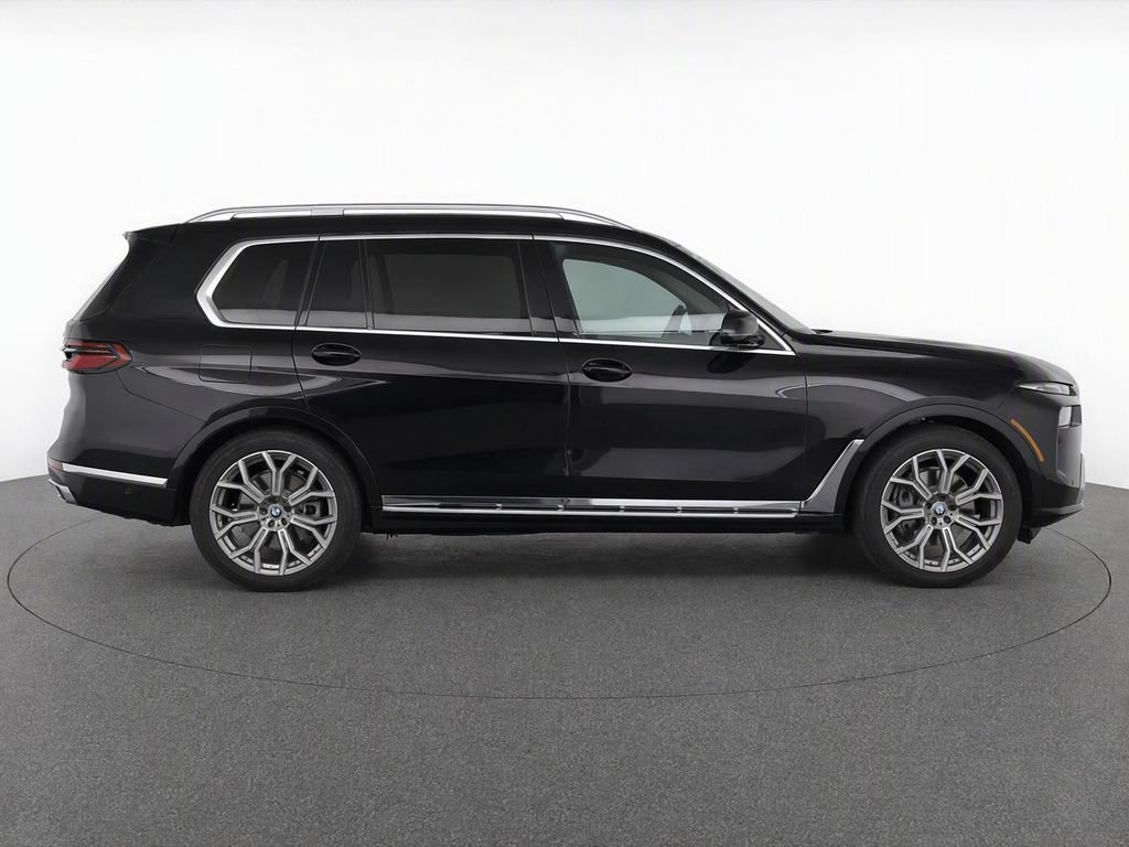 Used 2026 BMW X7 xDrive40i w/ Premium Package AWD/4WD image 10