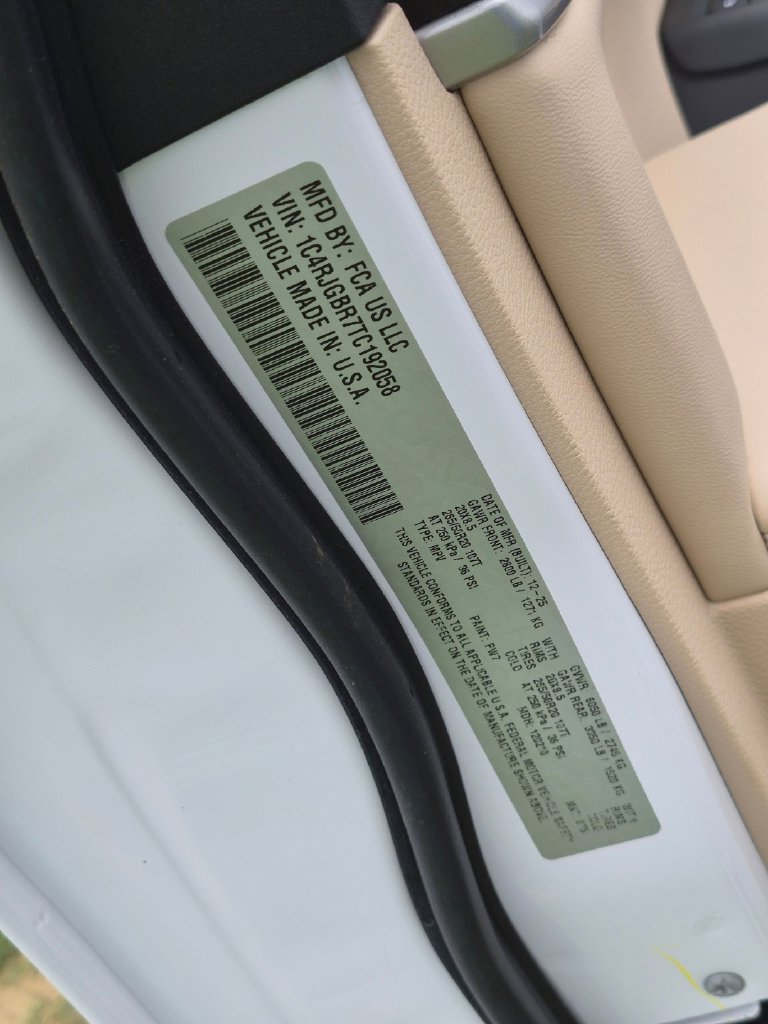 New 2026 Jeep Grand Cherokee Limited RWD image 36