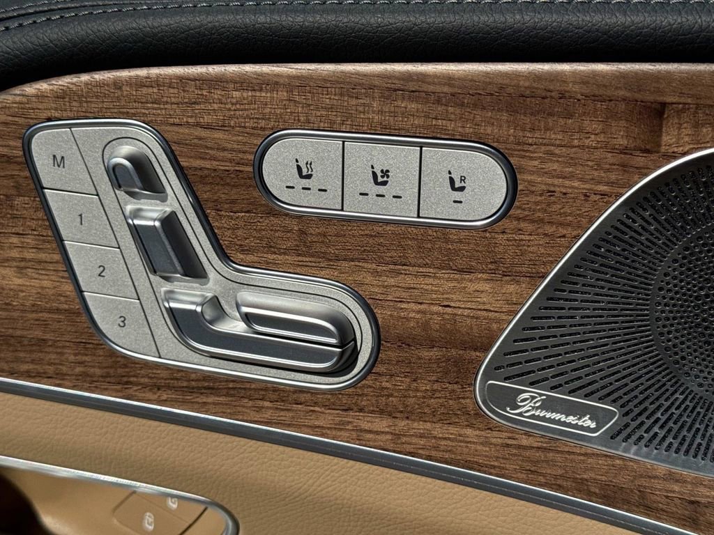 New 2026 Mercedes-Benz GLS 580 4MATIC image 31