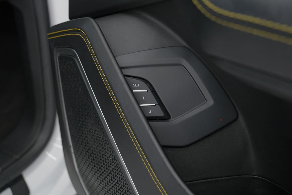 Used 2021 Lamborghini Urus image 46