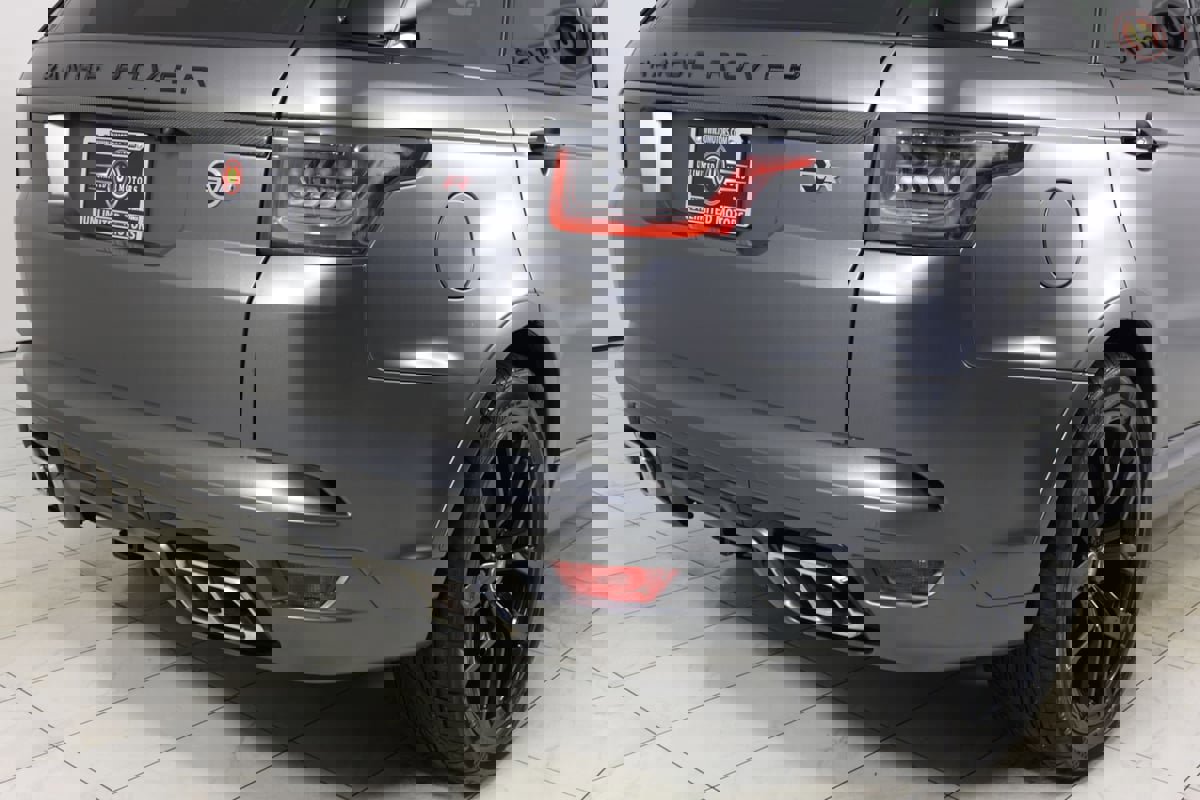 Used 2018 Land Rover Range Rover Sport SVR image 44