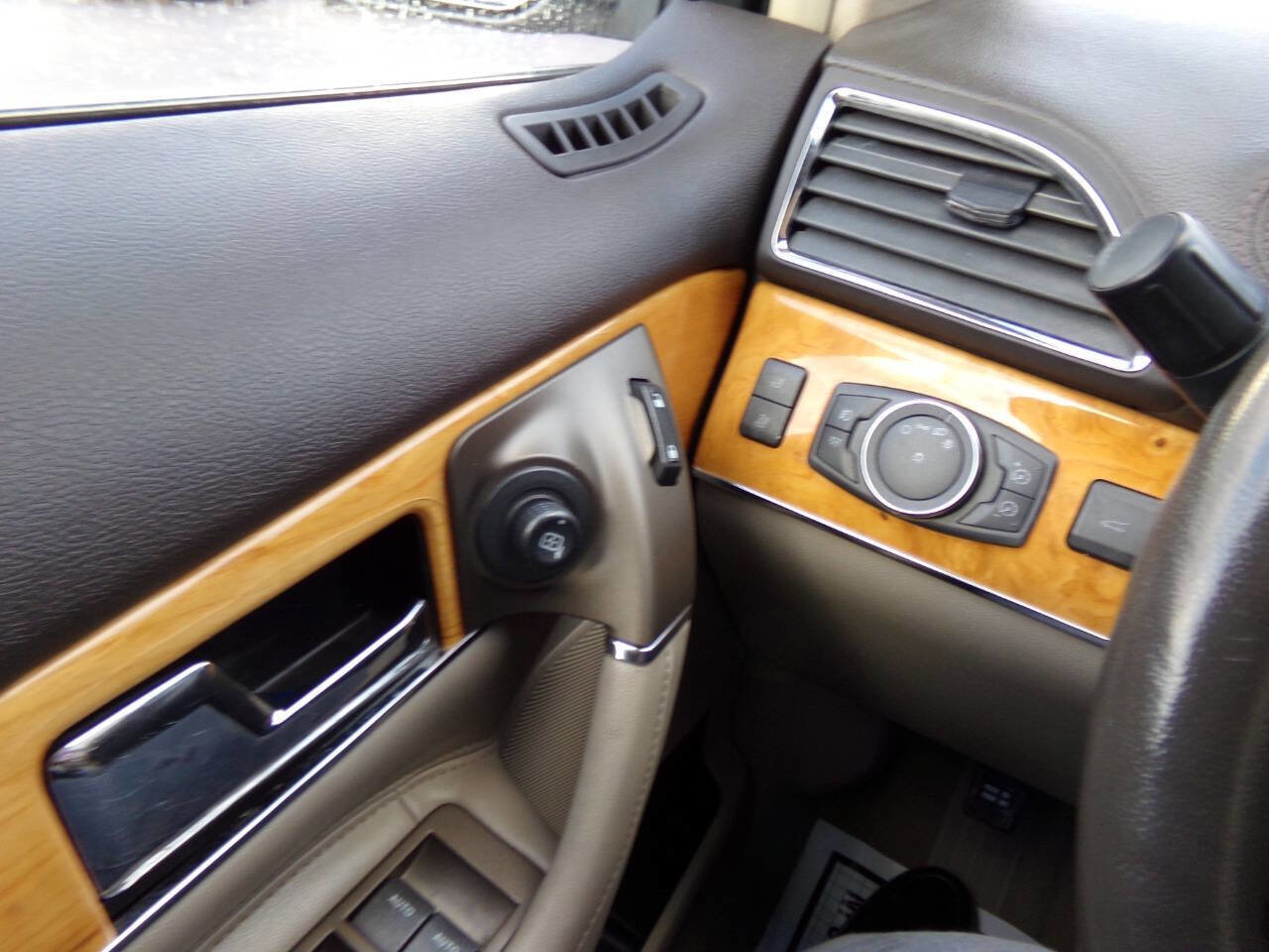 Used 2012 Lincoln MKX FWD image 60