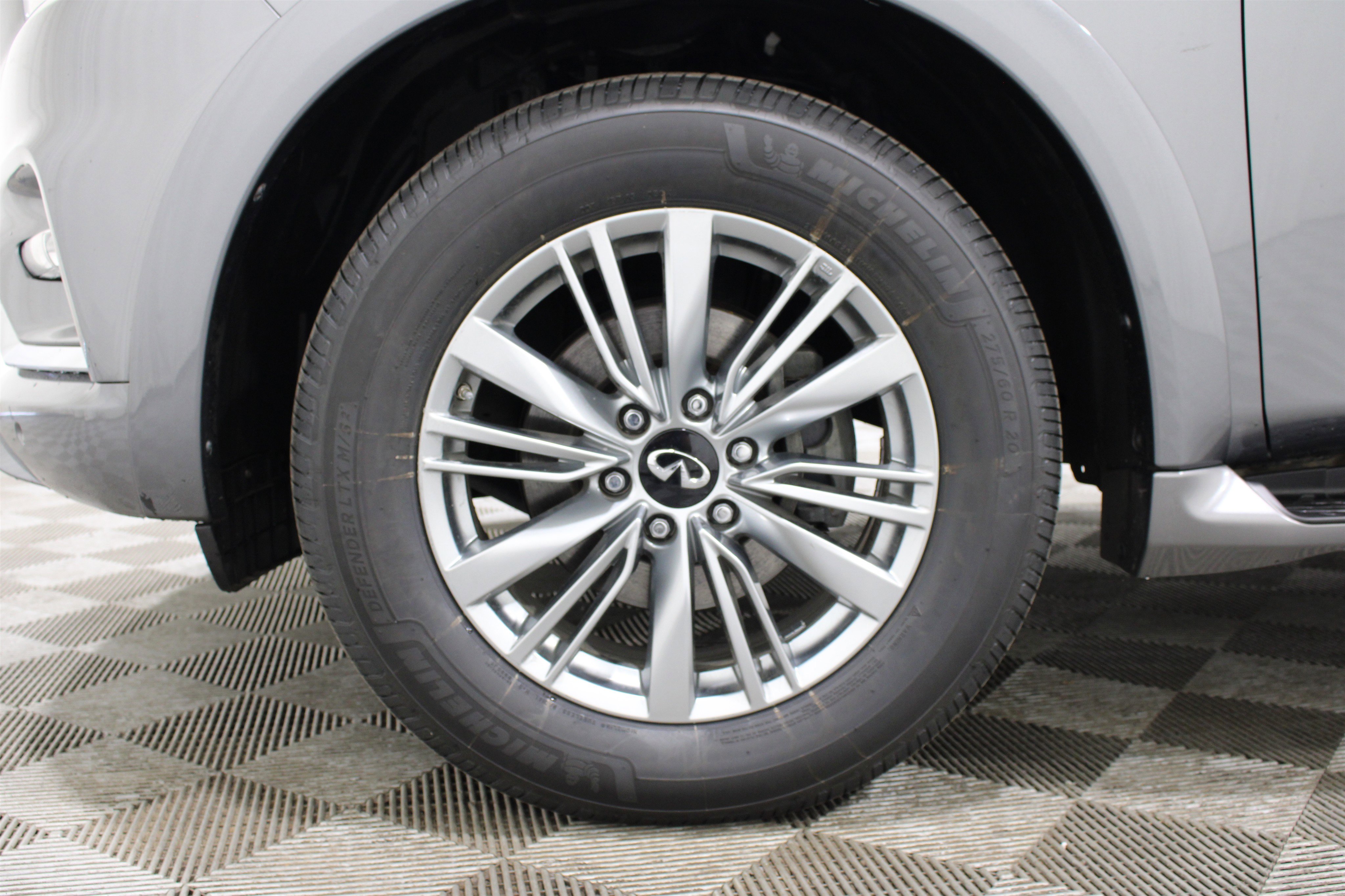 Used 2021 INFINITI QX80 Luxe RWD image 37