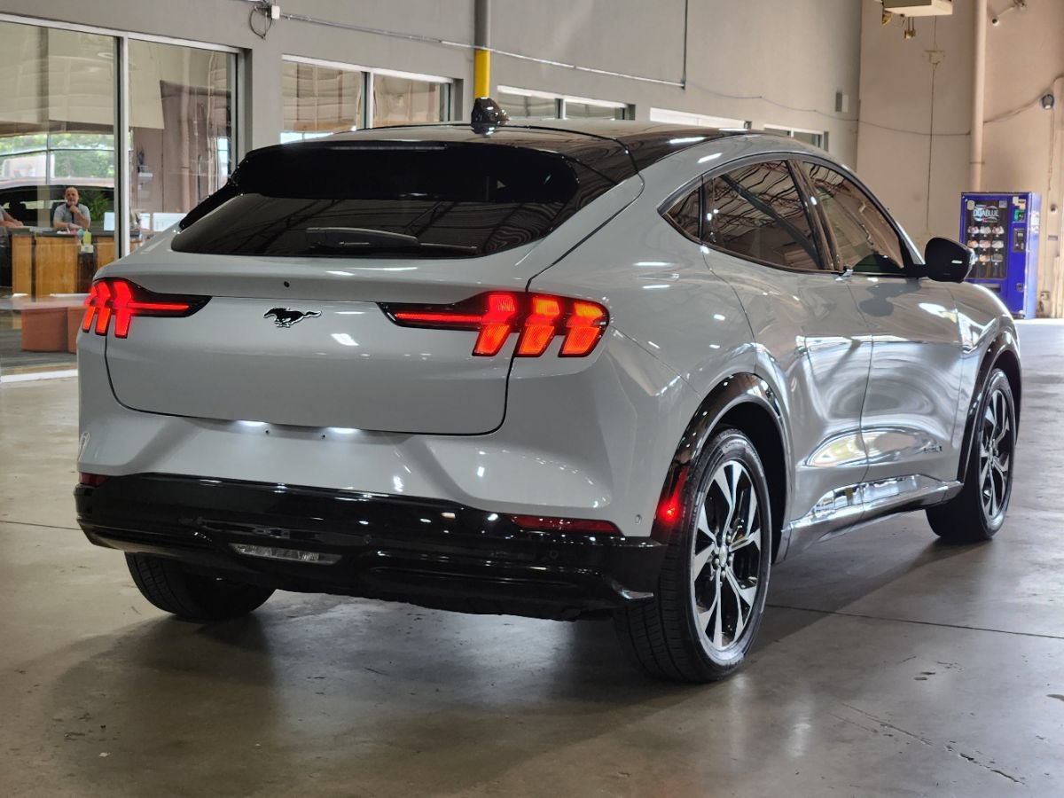 Used 2021 Ford Mustang Mach-E Premium RWD image 8