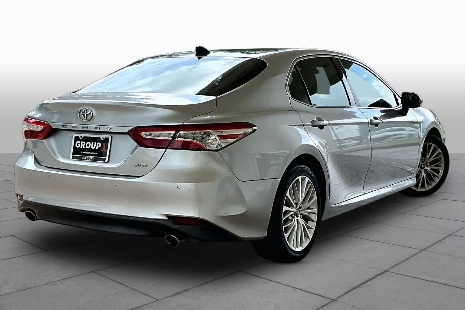 Used 2018 Toyota Camry XLE w/ Driver Assist Package FWD image 12