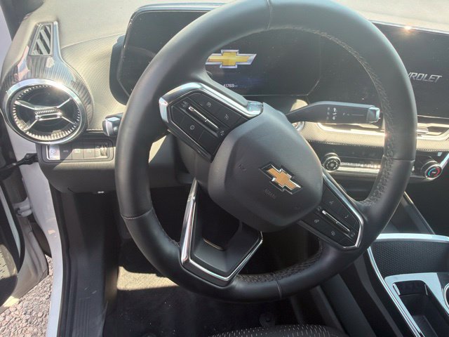 Used 2025 Chevrolet Equinox LT AWD/4WD image 39