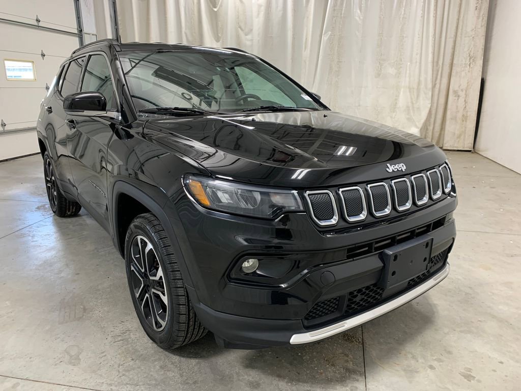 Used 2022 Jeep Compass Limited AWD/4WD image 2