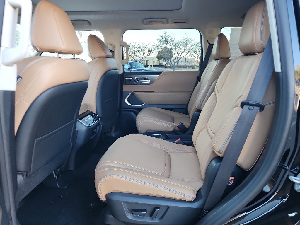 New 2026 INFINITI QX80 Luxe w/ Cargo Package image 11